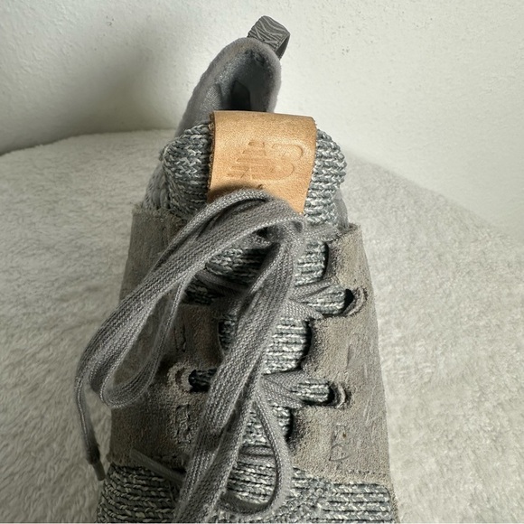 New Balance Gray Athletic Shoes with Seamless Upper size 9.5 - Picture 9 of 10